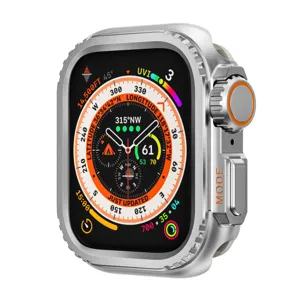 Funda protectora de metal para reloj inteligente, diseño deportivo con corona naranja y carcasa.