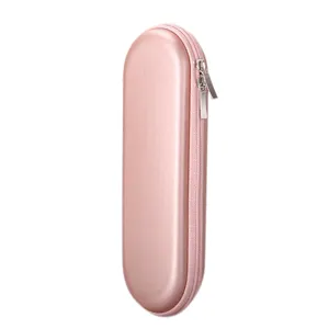 Vista de primer plano detallada del estuche protector rígido rosa liso para el lápiz óptico.