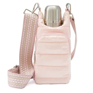 Bolso acolchado rosa para botella de agua con correa y termo para viajes y uso diario.