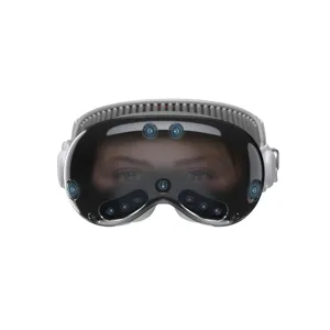 Gedetailleerd overzicht van de TPU en PC beschermhoes ontworpen voor moderne VR-headsets.