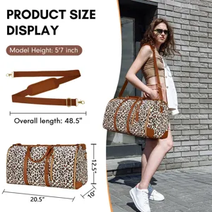 Gran bolsa de viaje con estampado de leopardo y ribetes de piel sintética para mujeres.