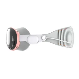 Beschermhoes geschikt voor Apple Vision Pro, roze-wit ontwerp met comfortabele hoofdband.