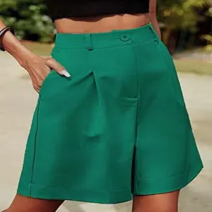 Green high waist casual shorts for women loose fit straight leg bermuda detail view