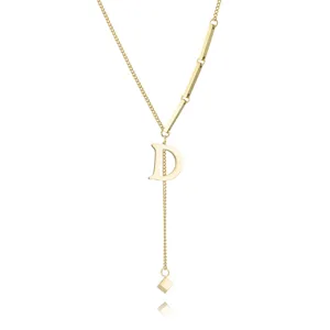 Goldene Y-Halskette für Damen, minimalistische Titanstahl Buchstabe D Anhänger Schlüsselbein Kette.