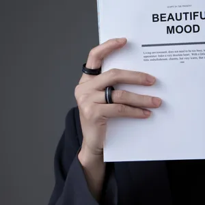 Minimalistisch Puur Titanium Ring Voor Mannen Vrouwen Zwart Zandgestraald Eenvoudige Band Esthetisch Groef Middellijn Woon-werkverkeer Sieraden