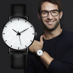 Minimalistische Herren Quarzarmbanduhr mit schwarzem Lederarmband und weißem Zifferblatt.