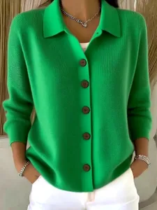 Grüner Strick-Cardigan mit Reverskragen und Knöpfen für Damen im lässigen Herbststil