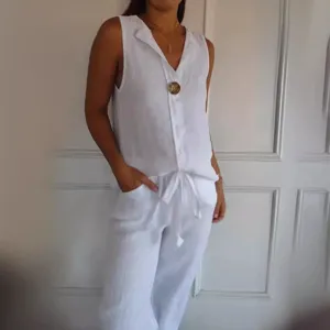 Casual white linen sleeveless V-neck top and trousers two-piece set for women summer.