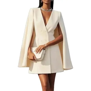 Elegante abito blazer con mantella bianco a doppio petto da donna, stile chic.