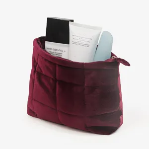 Large capacity quilted velvet cosmetic bag portable zipper makeup storage pouch for daily use.
