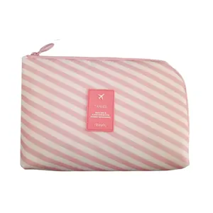 Bolsa de viaje a rayas rosa y blanca elegante estuche cosmetico portatil para diario