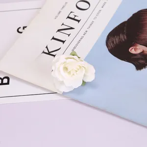 Witte kunstmatige zijde roos bloem hoofd fotografie rekwisiet voor huisdecoratie