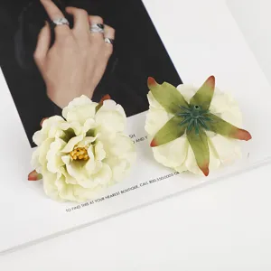 Künstliche Blumenkopf Detailansicht, elegante Dekoration für Heim und Hochzeit DIY.