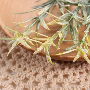 Hojas de plantas verdes artificiales detalle toma fotografía accesorios fondo deco