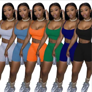 Completo due pezzi donna crop top e pantaloncini ciclista in maglia a costine estivo casual