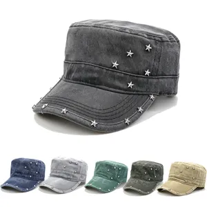Beret militaire en coton lavé avec étoiles en métal, style vintage pour les loisirs.
