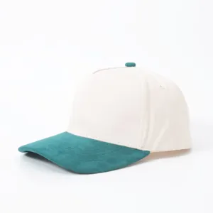 Zweifarbige 5-Panel-Baseballcap aus Baumwolle mit kontrastierendem Wildlederschirm.