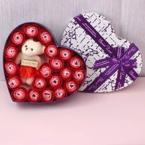 Herzform Seife Rosenbluten Geschenkbox mit sussem Teddybar fur Valentinstag Geburtstag Geschenk.