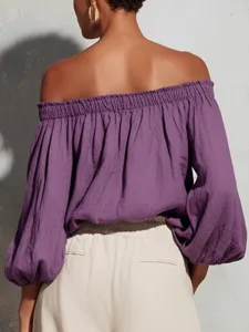 Women off shoulder solid color lantern sleeve top casual cotton linen blouse for summer.