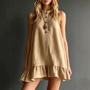 Αμανικτό μίνι φόρεμα από μείγμα λινό με όρθιο γιακά και βολάν σε μονότονο χακί.