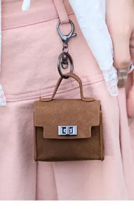 Mini Wildleder Handtasche Schlüsselanhänger süße Münztasche Luxus Stil Taschen Anhänger