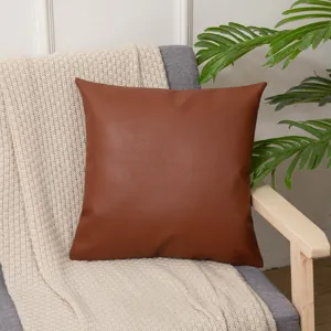 Cojin decorativo de cuero sintetico marron grano litchi para sofa salon hogar 45x45cm
