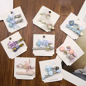 Cute rhinestone bow hair clips set, sweet girl style duckbill hairpins for daily wear.