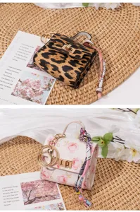 Mini Handtasche Anhänger Schlüsselanhänger Münzbörse Lippenstift Kopfhörer Tasche Chic