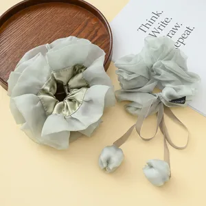 Chouchous de cheveux en organza vert clair avec pendentifs tulipe doux et nœud pour femmes.