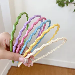 Colorful wavy headband sweet candy color hair hoop with teeth detail for daily washing face.