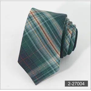 Green plaid necktie detail, 6cm business casual polyester neckwear for modern men.