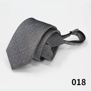 Cravatta con cerniera da uomo d'affari, trama grigia 6cm cravatta formale dettaglio.