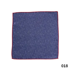 Pañuelo de bolsillo azul para hombre con borde rojo estampado vintage para traje.