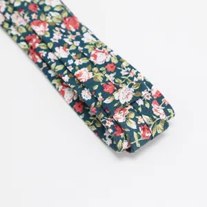 Stylish floral pattern necktie for men, classic slim tie for business and casual wear.