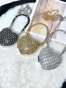 Glitzernde Strass Herz Abendtasche, elegante Metallkette Clutch für Party und Hochzeit.