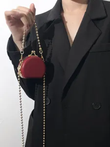 Mode Mini PU Leer Lippenstift Crossbody Tas Fris Zoet Metalen Ketting Doos Koffer Klipsluiting Kleine Koptelefoon Schoudertas Portemonnee Voor Dames