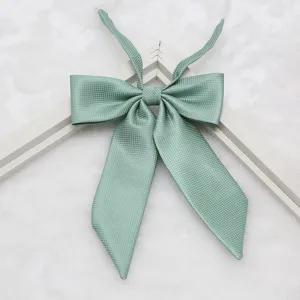 Green JK uniform bow tie, fine ribbed pointed collar flower, sweet sailor suit neck accessory.