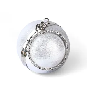 Sac de soirée sphérique argenté avec anneau de strass, élégant sac à main bandoulière.