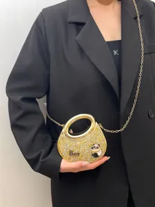 Akryl Metallgriff Kette Umhängetasche mit Strasssteinen und süßem Panda Anhänger Design.
