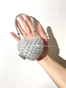 Glitzernde Strass Herz Abendtasche Damen Handtasche Party Strassstein Glanz Clutch Detail