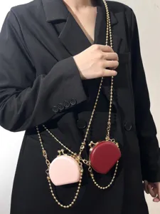 Mini PU lederen crossbody tas voor lippenstift met elegante gouden kettingriem, chique en compact.