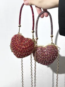 Herzform Kristall Abendtasche Clutch mit Metallkette Strass Luxus Party Handtasche