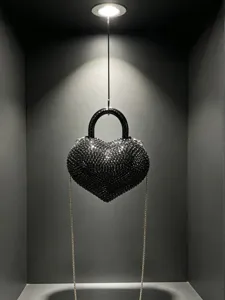 Borsa a tracolla cuore strass nera mini borsa da sera elegante da donna chic