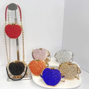 Luxus Strass Apfel Herzform Mini Clutch Tasche Elegante Damen Abendtasche Mit Metallkette Schultergurt Für Bankett Hochzeit Party