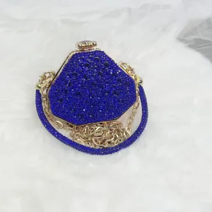 Elegante blaue Strass Abendtasche mit goldener Kette, glänzende Mini Acryl Party Tasche neu.