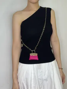 Mini sac bandoulière en cuir PU fait main, sac à épaule tendance avec chaîne pour femme.