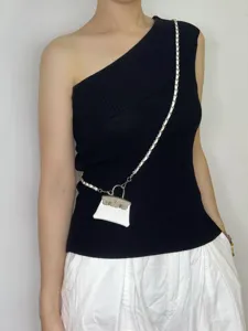 Mini sac en cuir PU chaîne de taille détail, fermoir métallique exquis et maillons.
