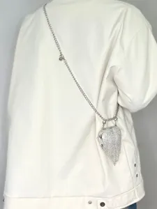 Mini borsa a cuore con strass dettaglio, elegante borsa a tracolla con catena argento donna.