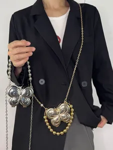 Metallische Schmetterling Umhängetasche mit Kette und Perlen, stylische Damen Minitasche.