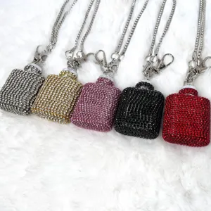 Glitzernder Strass Mini Flachmann Schlüsselanhänger, stilvoller glänzender Taschen Anhänger.